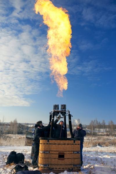 Мороз, солнце и аэростаты. Фоторепортаж Владимира Грекова с Рождественской фиесты "Яблоки на снегу"