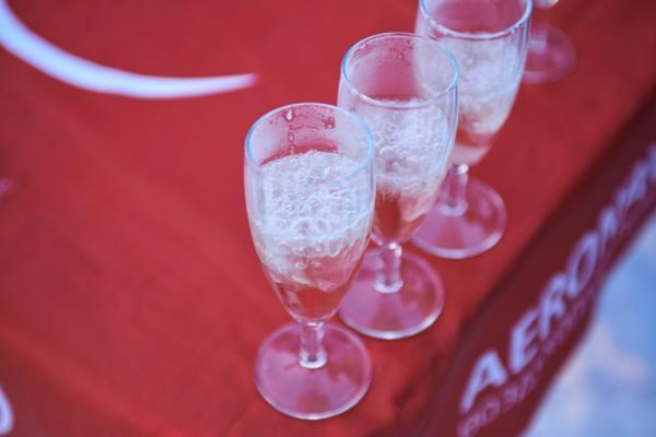 Мороз, солнце и аэростаты. Фоторепортаж Владимира Грекова с Рождественской фиесты "Яблоки на снегу"