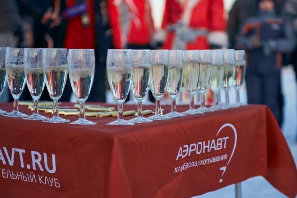 Мороз, солнце и аэростаты. Фоторепортаж Владимира Грекова с Рождественской фиесты "Яблоки на снегу"