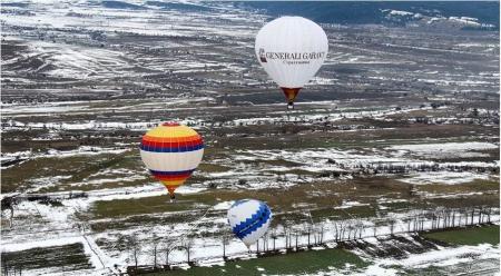 В Болгарии стартовал фестиваль воздухоплавания