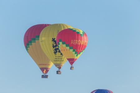 Запоздалый фоторассказ о "Яблоках на снегу"
