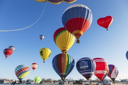 Запоздалый фоторассказ о "Яблоках на снегу"