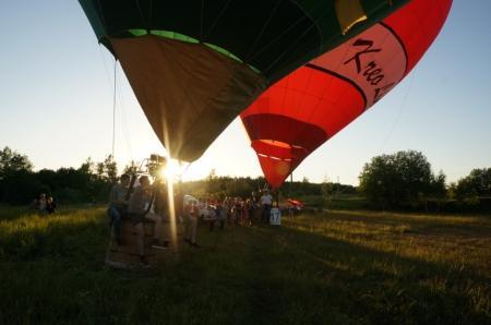 "От дня Монгольфье до дня России"