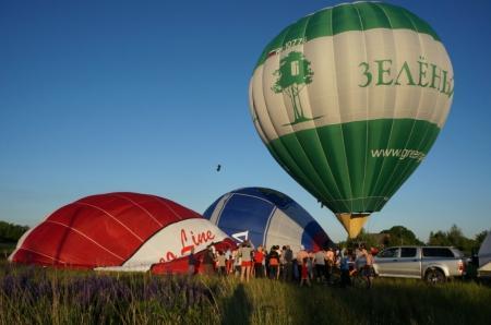 "От дня Монгольфье до дня России"