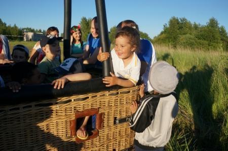 "От дня Монгольфье до дня России"