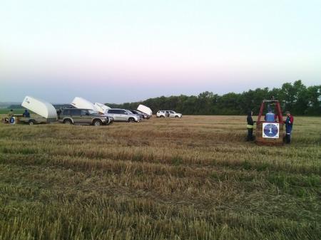 Белгород-2015. Чемпионат ЦФО. Пилоты аэростатов выполняют второй спортивный полёт