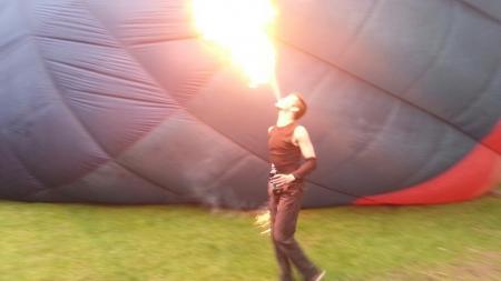 3-й ЧЕ среди женщин. Начало