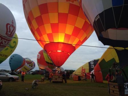 3-й ЧЕ среди женщин. Первый полёт