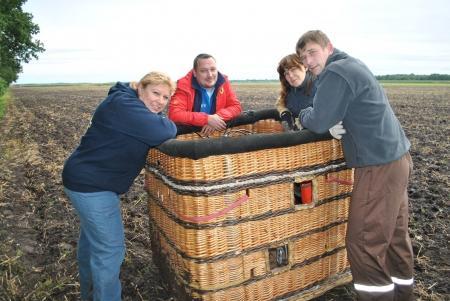 3-й ЧЕ среди женщин. Первый полёт