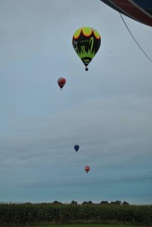 3-й ЧЕ среди женщин. Первый полёт