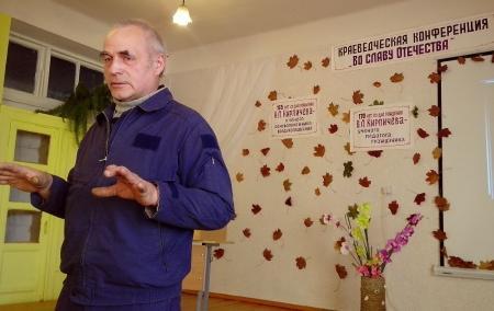 На родине Нила Кирпичёва открыли памятную стелу