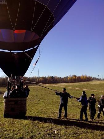 На родине Нила Кирпичёва открыли памятную стелу