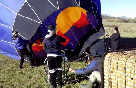 На родине Нила Кирпичёва открыли памятную стелу