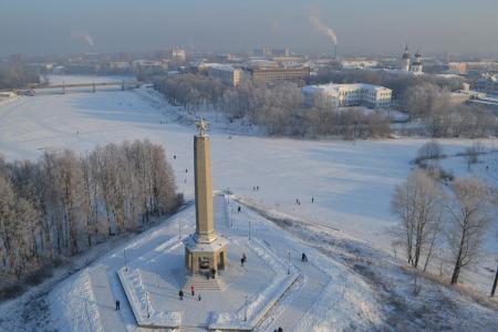 Яблоки на снегу 2016. Великие Луки. В лучах яркого солнца над Ловатью (фоторепортаж)