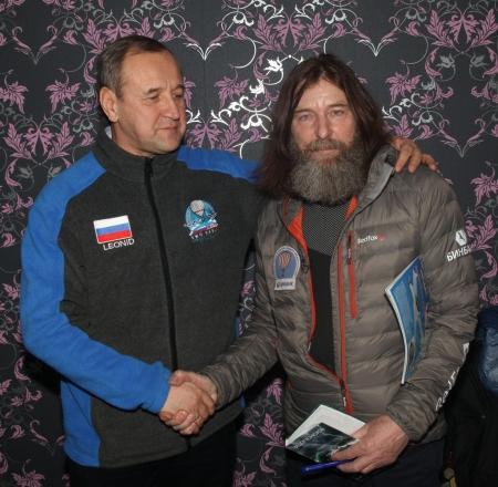 Легко ли стать рекордсменом? День первый. (Неофициальные подробности от официального лица)