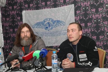 Легко ли стать рекордсменом? День первый. (Неофициальные подробности от официального лица)