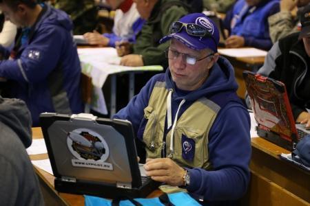 Великие Луки: 11 утром отбой