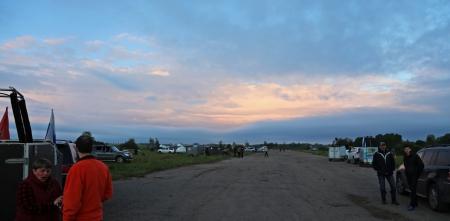 Великие Луки: утро 12 июня: ковёр