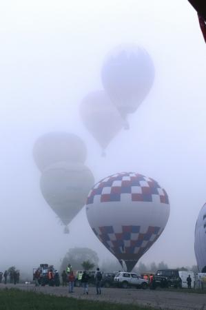 Великие Луки: утро 12 июня: ковёр