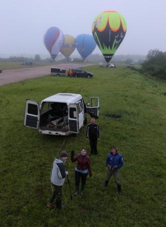 Великие Луки: утро 12 июня: ковёр