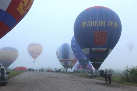 Великие Луки: утро 12 июня: ковёр