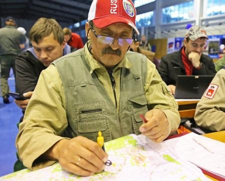 Великие Луки: утро 12 июня: ковёр