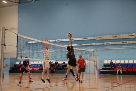 Небесная Ярмарка-2016. Утренний полёт отменен. Все на товарищеский матч по волейболу