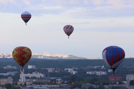Первый утренний полет фиесты