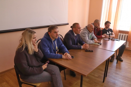 Клин. Дебрифинг