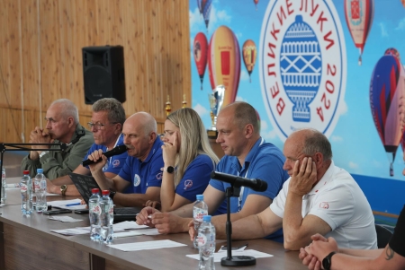 Великие Луки 2024: общее фото и генбрифинг глазами Николая Рябцева