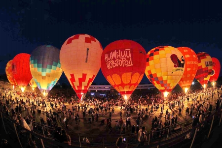 Приволжская фиеста: ночное свечение глазами Николая Рябцева, часть 2